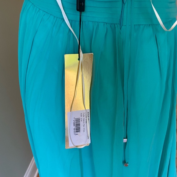 Patbo Flutter Sleeve Maxi Dress Azalea. Size 4. $825. - Picture 10 of 14